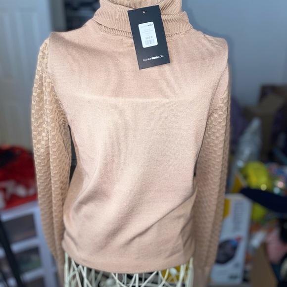 Fashion Nova Admire me turtleneck - Picture 4 of 8